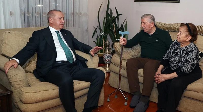 Başlık: Başkan Erdoğan, Köksal Toptan'a Ziyarette Bulundu İçerik: Başkan Er