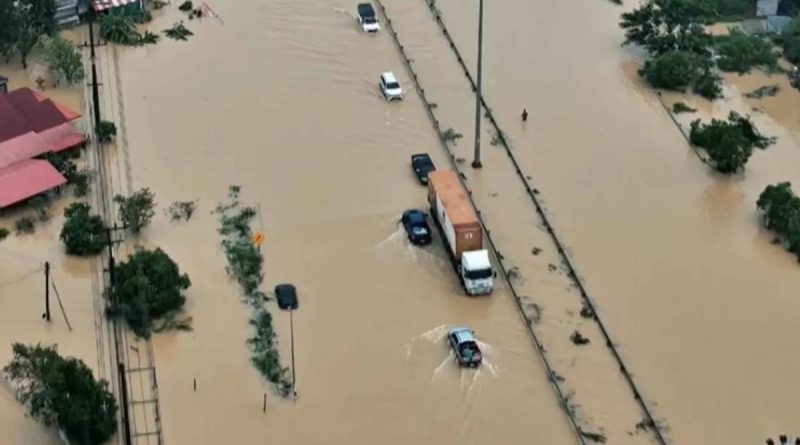 Tayland'da Sel Felaketinde Ölü Sayısı 162'ye Yükseldi Tayland'da Sel Felaketinin