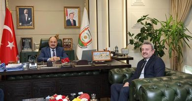 Here is the rewritten text in Turkish: Başlık: Galatasaray Başkanı