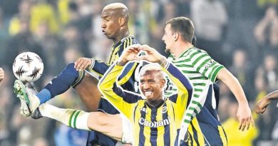 Here is a new content in Turkish: Fenerbahçe, Kadıköy'de Yenilmezlik