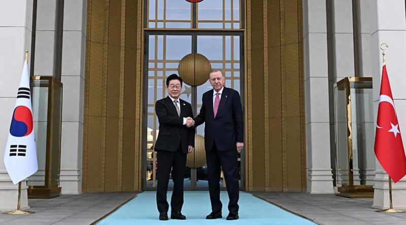 Başlık: Erdoğan ve Lee, Heyetler Arası Görüşmeye Başkanlık Etti İçerik: