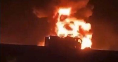 Suudi Arabistan'da Korkunç Kazanın İzleri Suodi Arabistan'da Otobüs Tanker