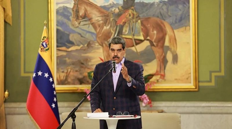 Venezuela'da Ulusal Savunma Komutanlıkları Kuruluyor Venezuela Devlet Başkanı Nicolas Maduro,