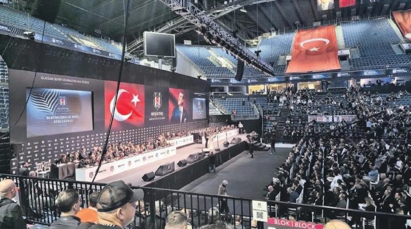 Başlık: Beşiktaş'ta Yüksek Ateş! İçerik: Genel Kurulda Gergin Anlar Yaşandı