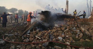 Pakistan'da Korkunç Patlama: Havai Fişek Fabrikası Havaya Uçtu Pakistan'da Korkunç