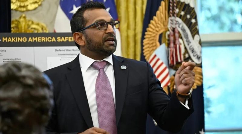 Trump'ın 2020 Dosyası Yeniden Gündemde: FBI 4 Ajanını Görevden Aldı