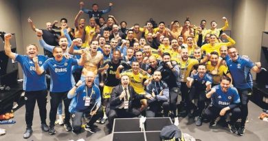 Tedesco, Fenerbahçe'nin Yeniden Yapılanmasına Yol Açıyor Fenerbahçe'de değişim devam ediyor