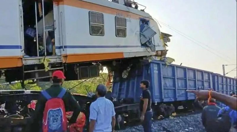 Başlık: Hindistan'da Tren Kazaları: 17 Ölü İçerik: Hindistan'da Son İki