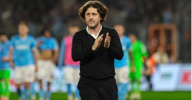 Başlık: Trabzonspor'un Teknik Direktörü Fatih Tekke'nin İnanılmaz Patlama Açıklaması İçerik: