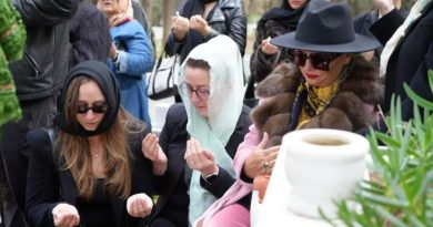 Başlık: Banu Alkan'ın Acı Günü: Dünyada En Büyük Koruyucumu Kaybettim