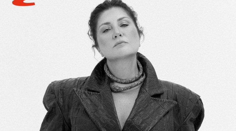 Here is the rewritten text in Turkish: Başlık: Sibel Can,