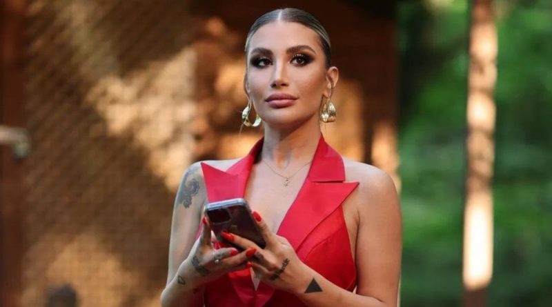 Evlilik Hazırlığı Yapılıyordu! İrem Derici, Her Şeyi Sildi Evlilik Hazırlığı