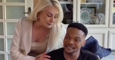 Başlık: Türk Sanat Müziği Hayranı Nijeryalı Öğrenci ile Düet Türk