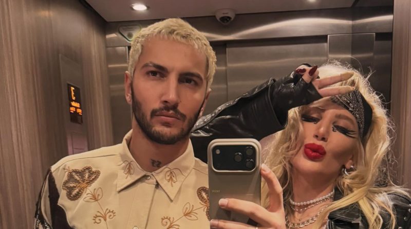 İrem Derici'nin Aşık Hali Sosyal Medyada Gündem Oldu Ünlü Şarkıcı