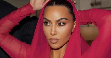 Here is a Turkish text that meets your requirements: Başlık: