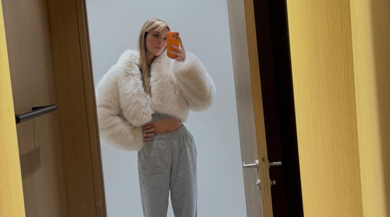 Yasemin Şefkatli Zehirlendi: Geceyi Hastanede Geçirdi Ünlü Sosyal Medya Fenomeni