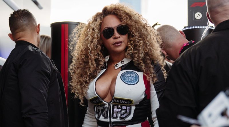 Here is the requested text in Turkish: Beyonce, F1 Turuna