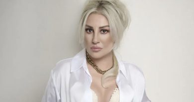 Here is the rewritten text in Turkish: Başlık: Muazzez Ersoy'dan