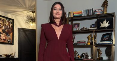 Köy Hayatına Geçen Nurgül Yeşilçay Köy Hayatına Geçen <strong