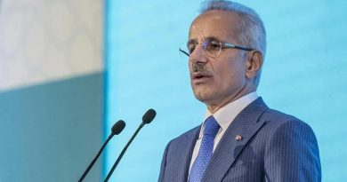 Doğu-Batı Koridorunda En Önemli Noktadayız Ulaştırma ve Altyapı Bakanı Uraloğlu: