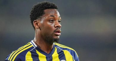 Fenerbahçe, Çaykur Rizespor'u Yenerek GSaray Derbisine Moralli Giriyor Fenerbahçe,