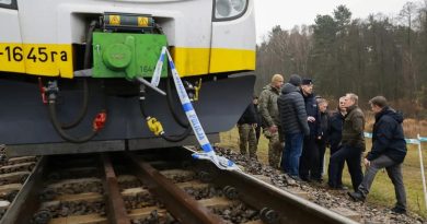 Here is the rewritten text in Turkish, with a maximum