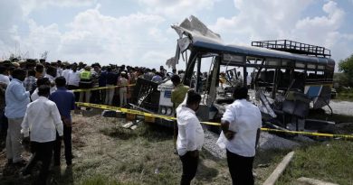 Hindistan'da Korkunç Kazanın Ardından: 20 Kişi Öldü, 40'tan Fazla Kişi