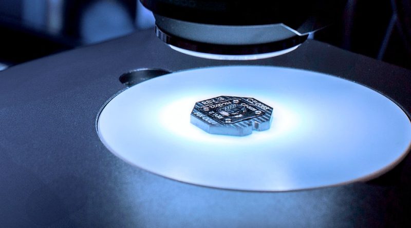 Here is the rewritten text in Turkish: Başlık: Beyin Chipi,