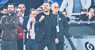 Here is the rewritten text in Turkish: Başlık: Gerçek Lider