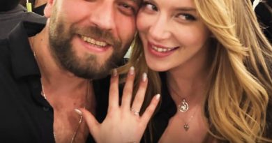 Hayal Köseoğlu, doğum gününde Nezir Çınarlı'yla evlenme teklifini kabul eder