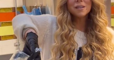 Here is the rewritten text in Turkish: Başlık: Mariah Carey,