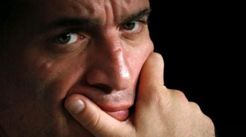 Murat Cemcir Hastaneye Kaldırıldı Murat Cemcir, iç kanama nedeniyle yoğun