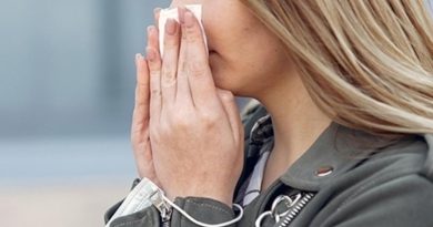 Here is the requested content in Turkish: Burun Akıntısı Menenjite