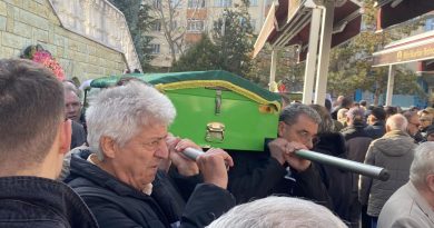 Cumhuriyet Yıldızlar'ın Son Yolculuğuna Uğurlandı "Cumhuriyet Yıld