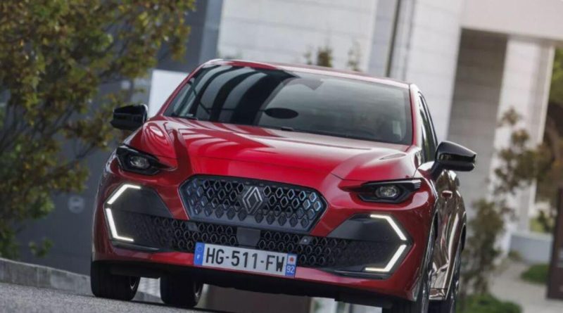 Yeni Renault Clio Türkiye'ye Ne Zaman Gelcek? Renault'un en çok