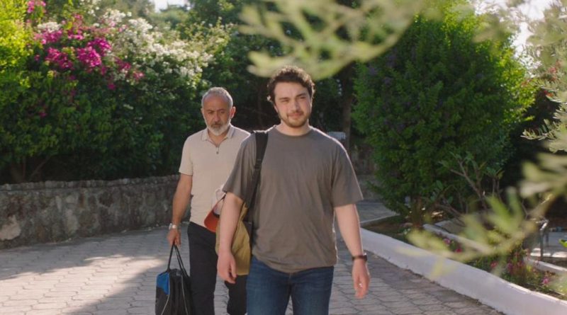 Here is a Turkish-only text that meets the requirements: Başlık: