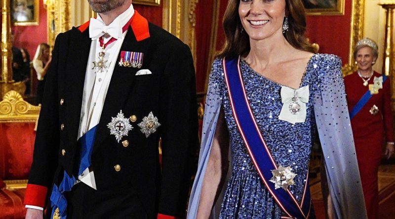 Prenses Kate Middleton, Almanya Cumhurbaşkanı için verilen ziyafete 2 bin