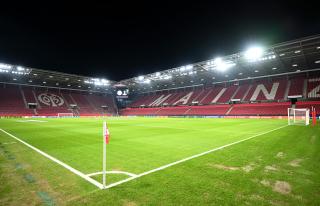 Mainz 05 ve St Pauli maçı değişikliklerle başlıyor