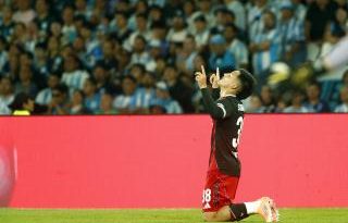 Dortmund, Silva'nın Yerine River Plate'lı Genç Oyuncuyu İzliyor