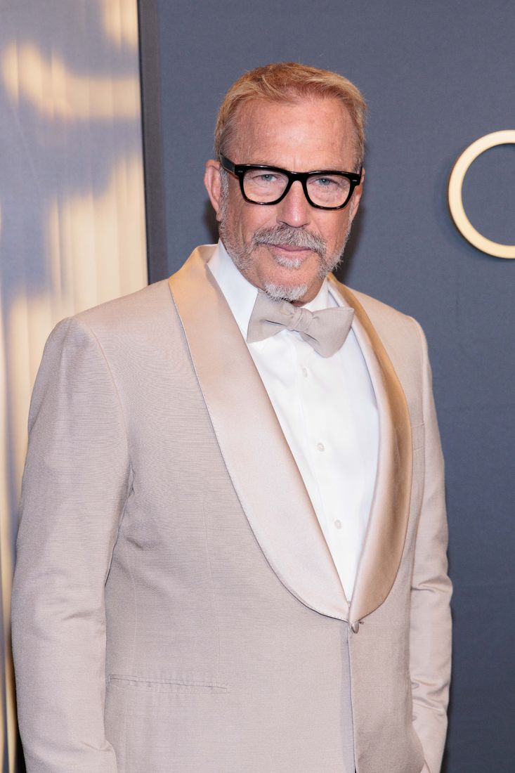 Costner'in yeni dava mı başlıyor? Kostüm şirketinin de parasalClaim geldi