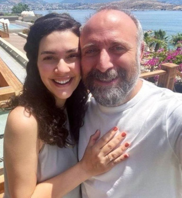Bergüzar Korel, Halit Ergenç ile oynadığı rolü anlatıyor: 