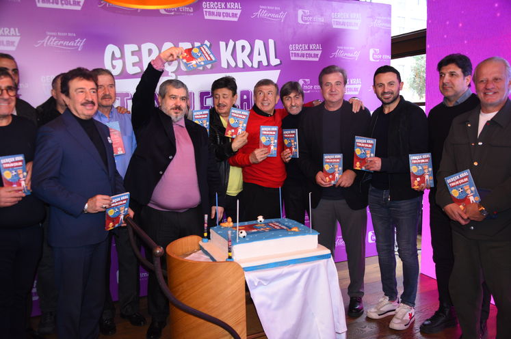 Tanju Çolak yeni kitabıyla çocuklarını etkiledi