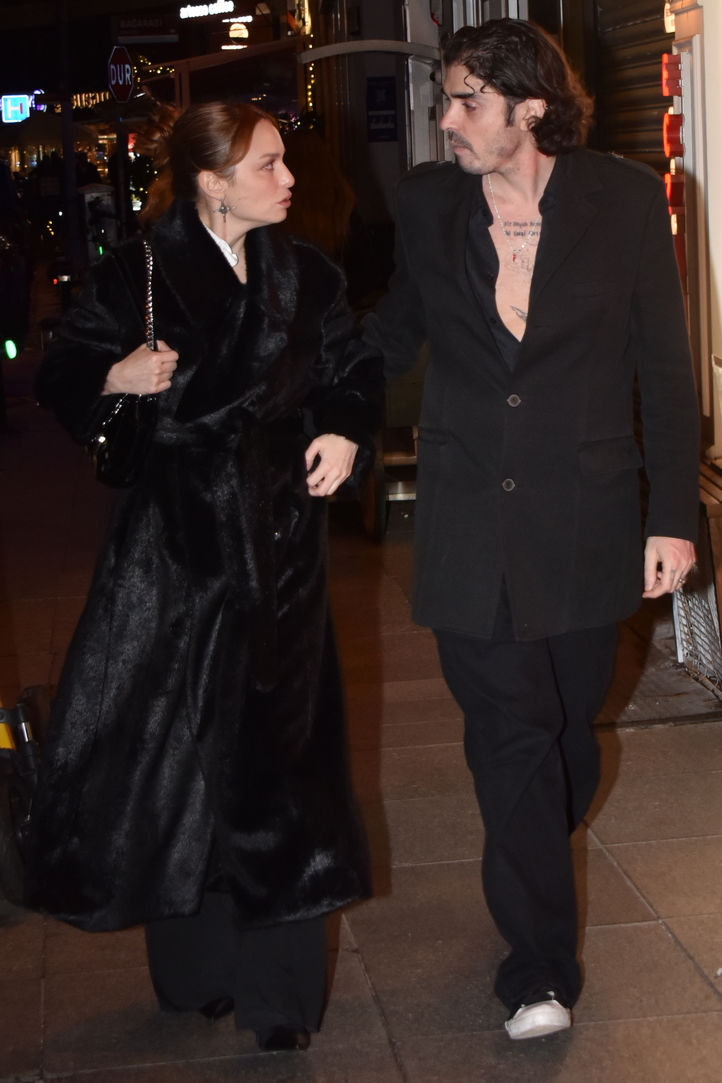 Gülüşler, umutlar ve bir evlilik hayali