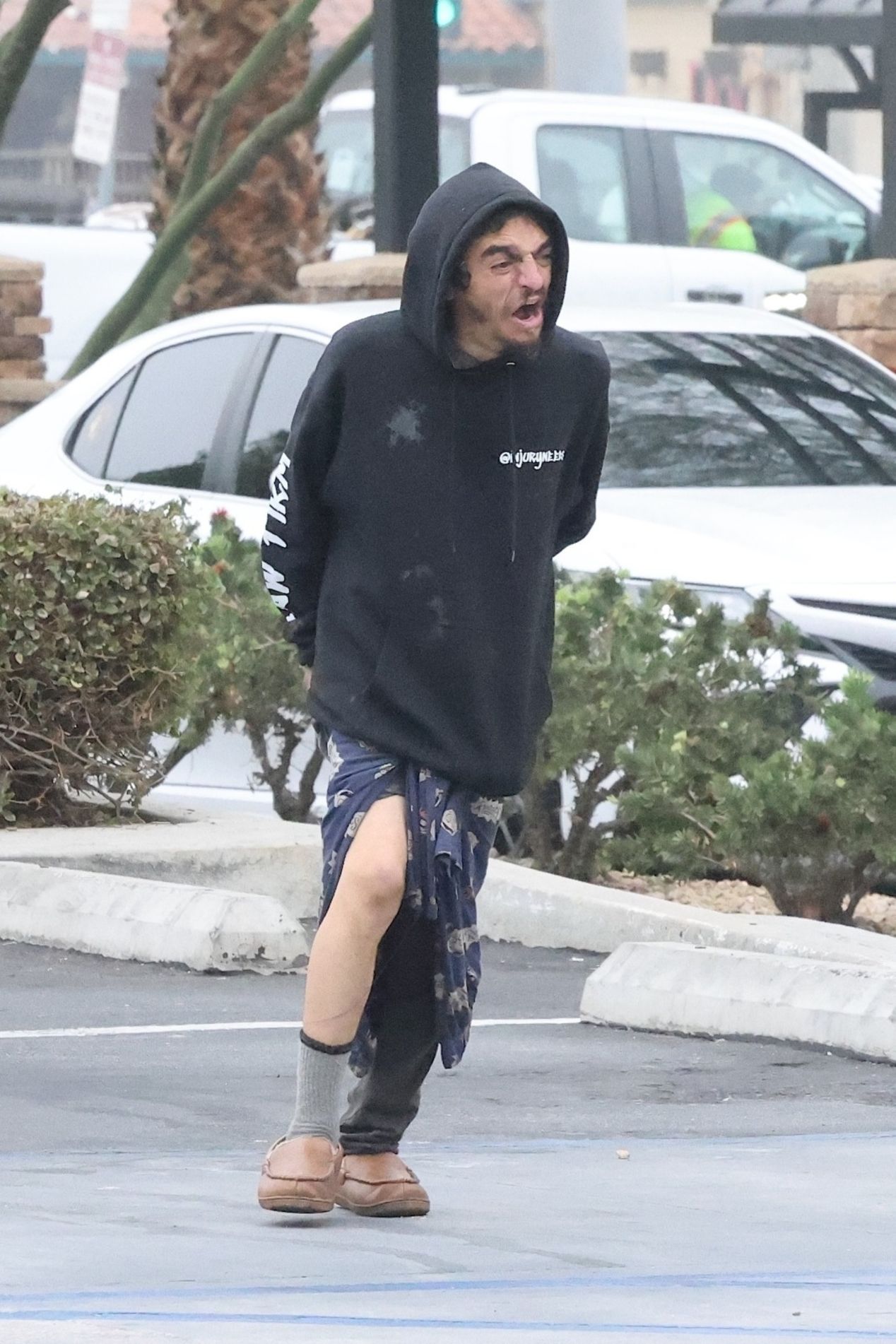 Yıldızın düşüşü, sokaklarda umut arayışı, acı gerçek