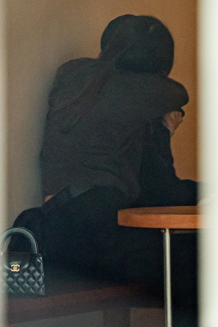 Tutku anları, Los Angeles'ta yakalandılar, aşk böylece büyüyor