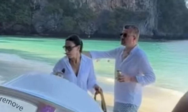 Lüks tatil, maaşlar beklerken yaşanan huzursuzluk