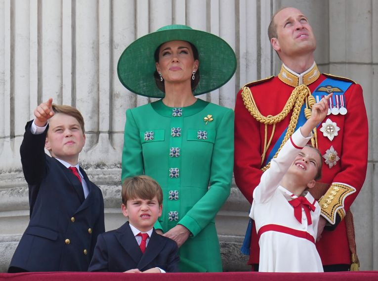 Devlet, taht, lüks, aile, miras, servet, sorumluluk