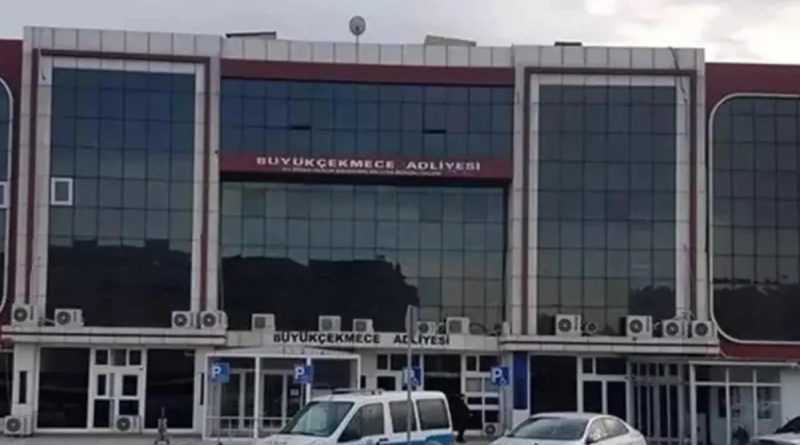 Başlık: Altınları Siyah Torbalarla Çıkarmış: SABAH Fotoğrafına Ulaşan Katip Büyükçekmece