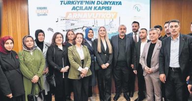 CHP üyeleri parti içi kavgalar yüzünden AK Parti'ye geçtiğini açıkladılar