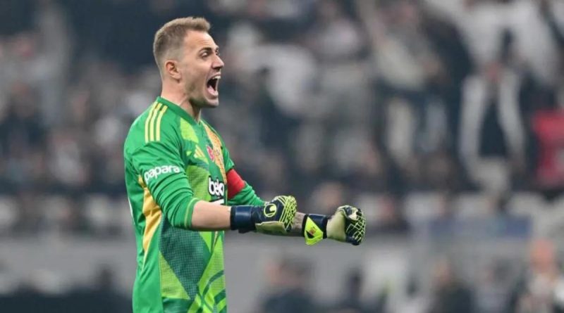 Mert Günok ayrılıkla tehdittedir, takım yabancı kaleci getirirse(EXIT)